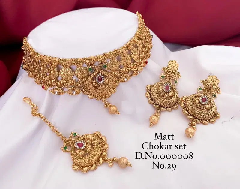 Matte Gold Chokar Set Earning With Mag Tikka Catalog
